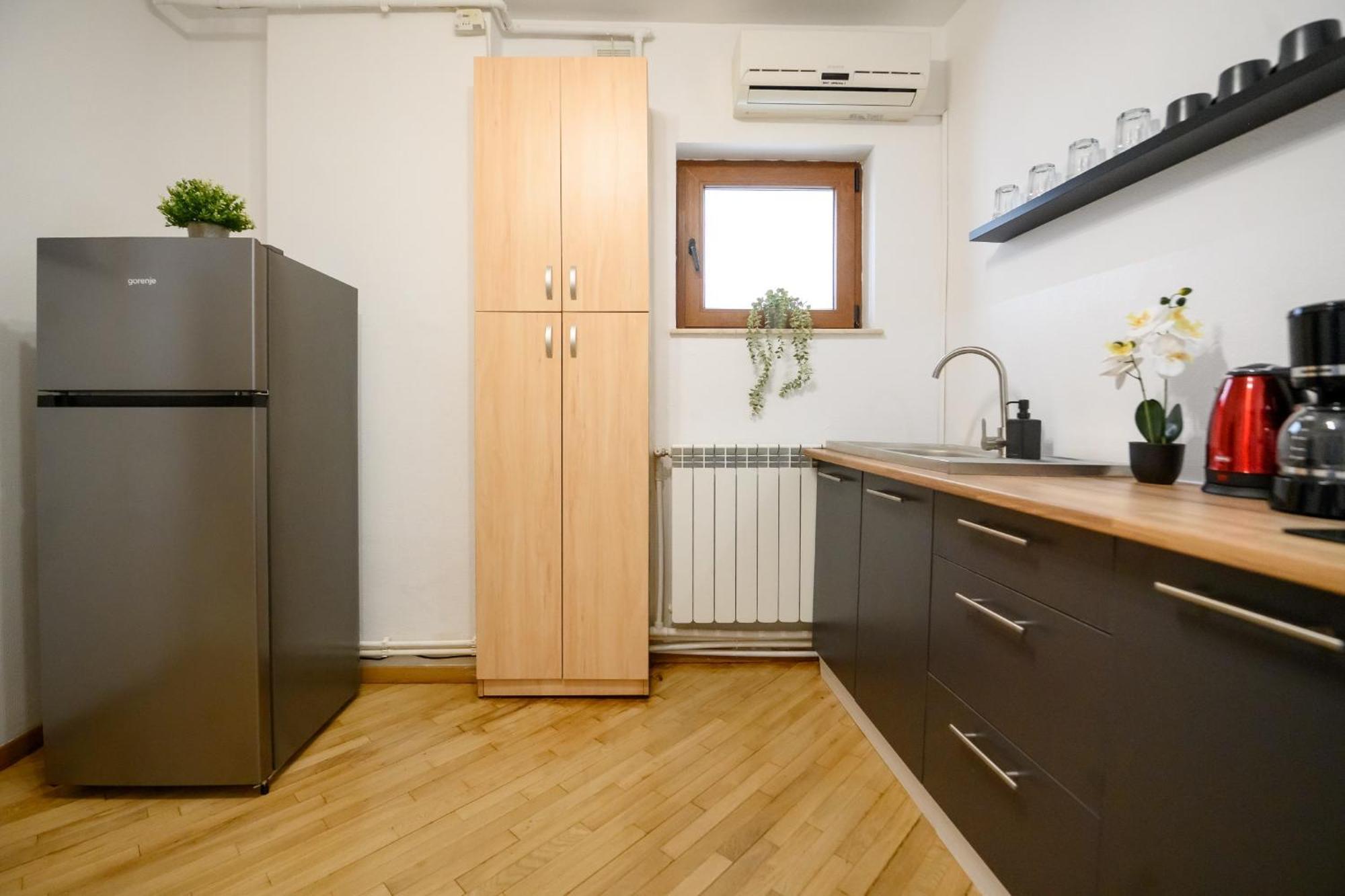 Cultural Gems- Modern 1br Near Museums 公寓 布加勒斯特